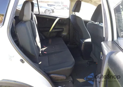 2018 Toyota Rav4 Le z USA, uszkodzony, nr VIN JTMZFREV9JJ210235